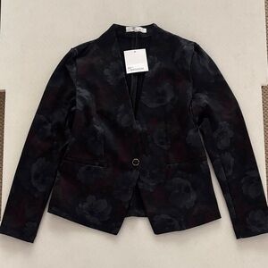 NWT 89th & Madison Black Floral Blazer